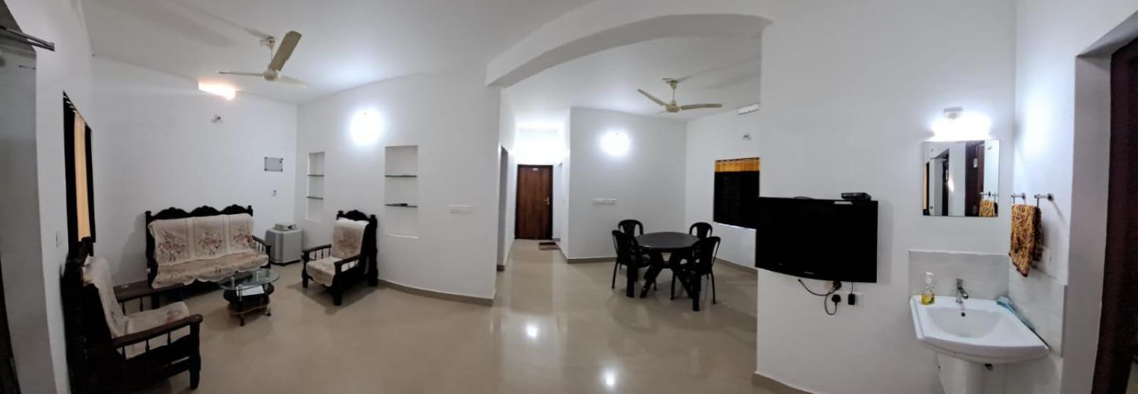 Pearl Inn Kottakkal エクステリア 写真