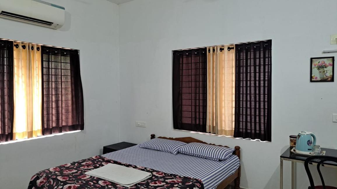 Pearl Inn Kottakkal エクステリア 写真